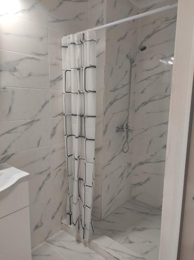 Apartament Diaconu Coresi Appartement Braşov Buitenkant foto