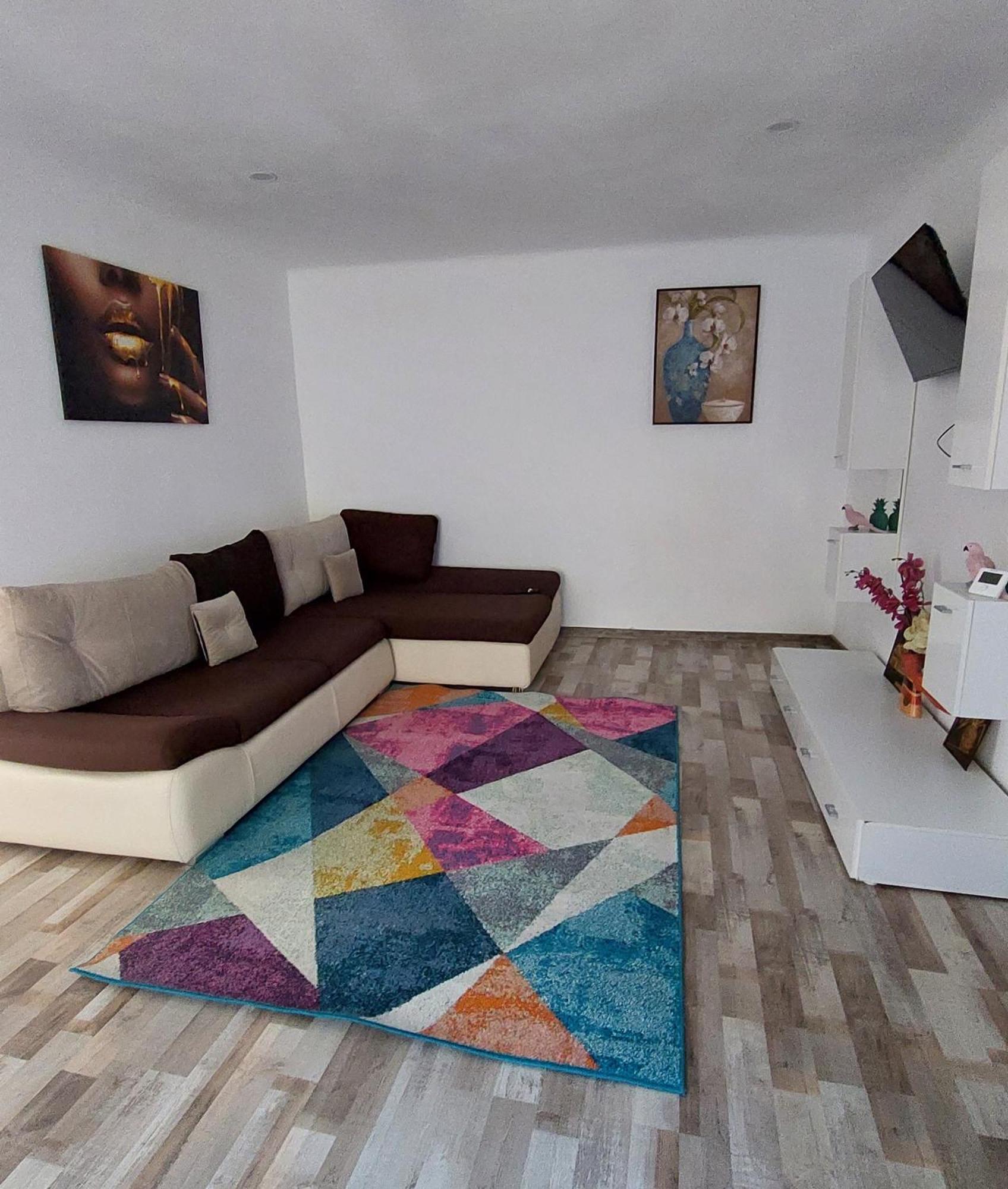 Apartament Diaconu Coresi Appartement Braşov Buitenkant foto